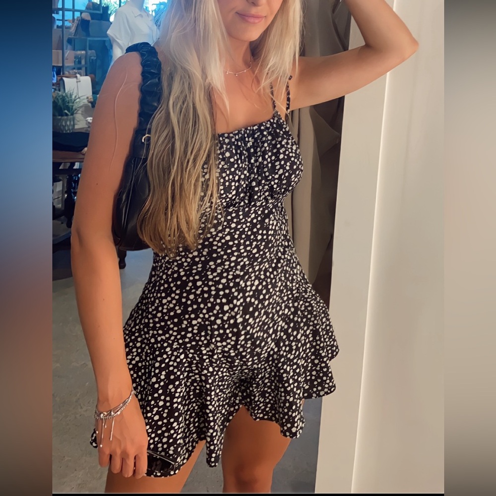 Black & White Floral Romper - Size Small - Picture 4 of 11